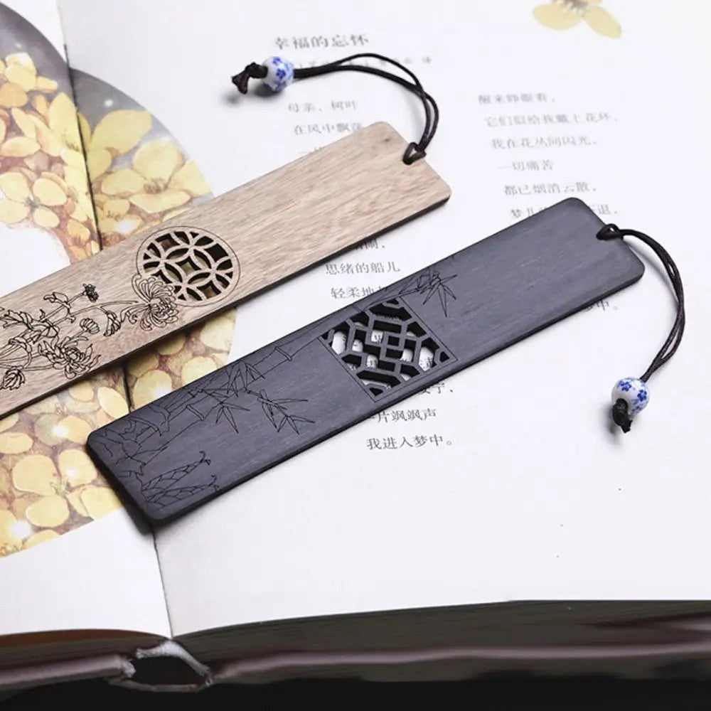 Bookmark | Carved Wood Nature Design