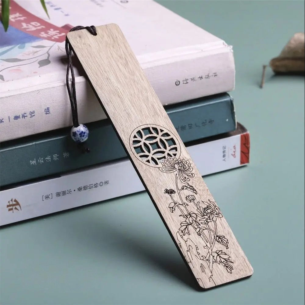 Bookmark | Carved Wood Nature Design