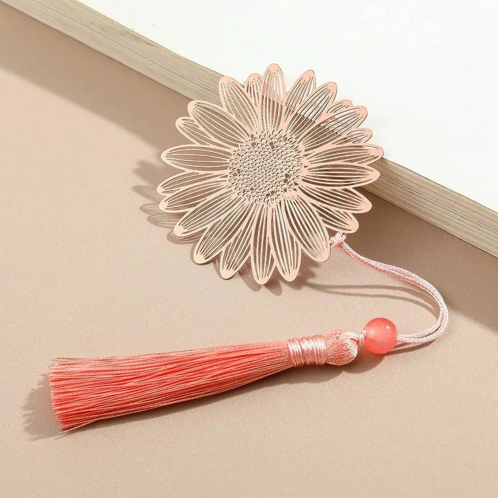 Clairly Bookmark | Botanical Metal Design