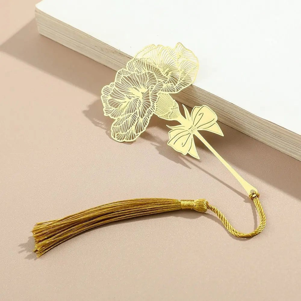 Clairly Bookmark | Botanical Metal Design
