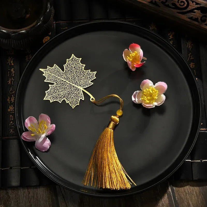 Clairly Bookmark | Vintage Metal Leaf Design