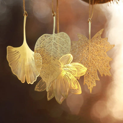 Clairly Bookmark | Vintage Metal Leaf Design