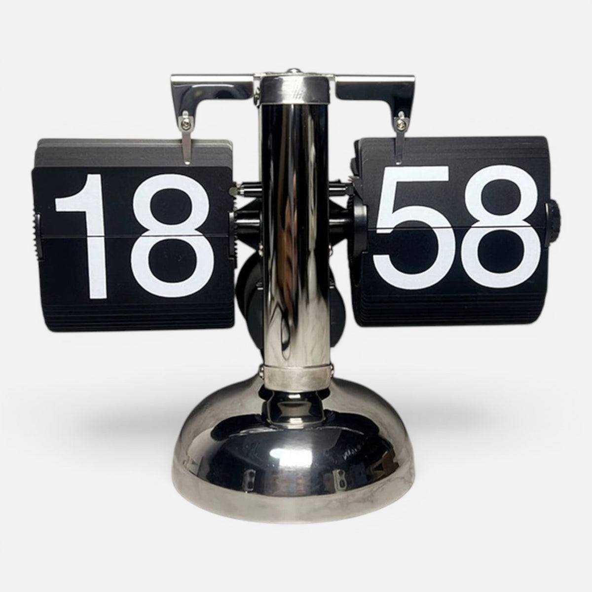 Clairly Clock | Vintage Flip Number Design