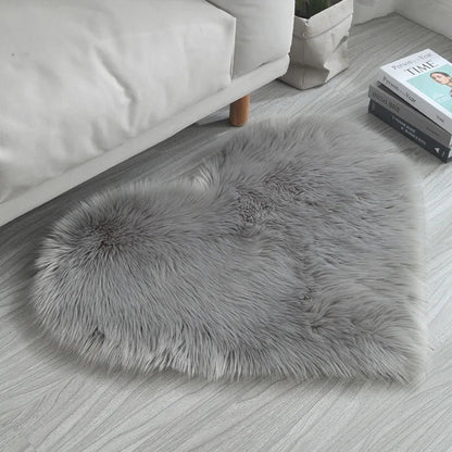 Clairly Mat | Fluffy Heart Design Rug