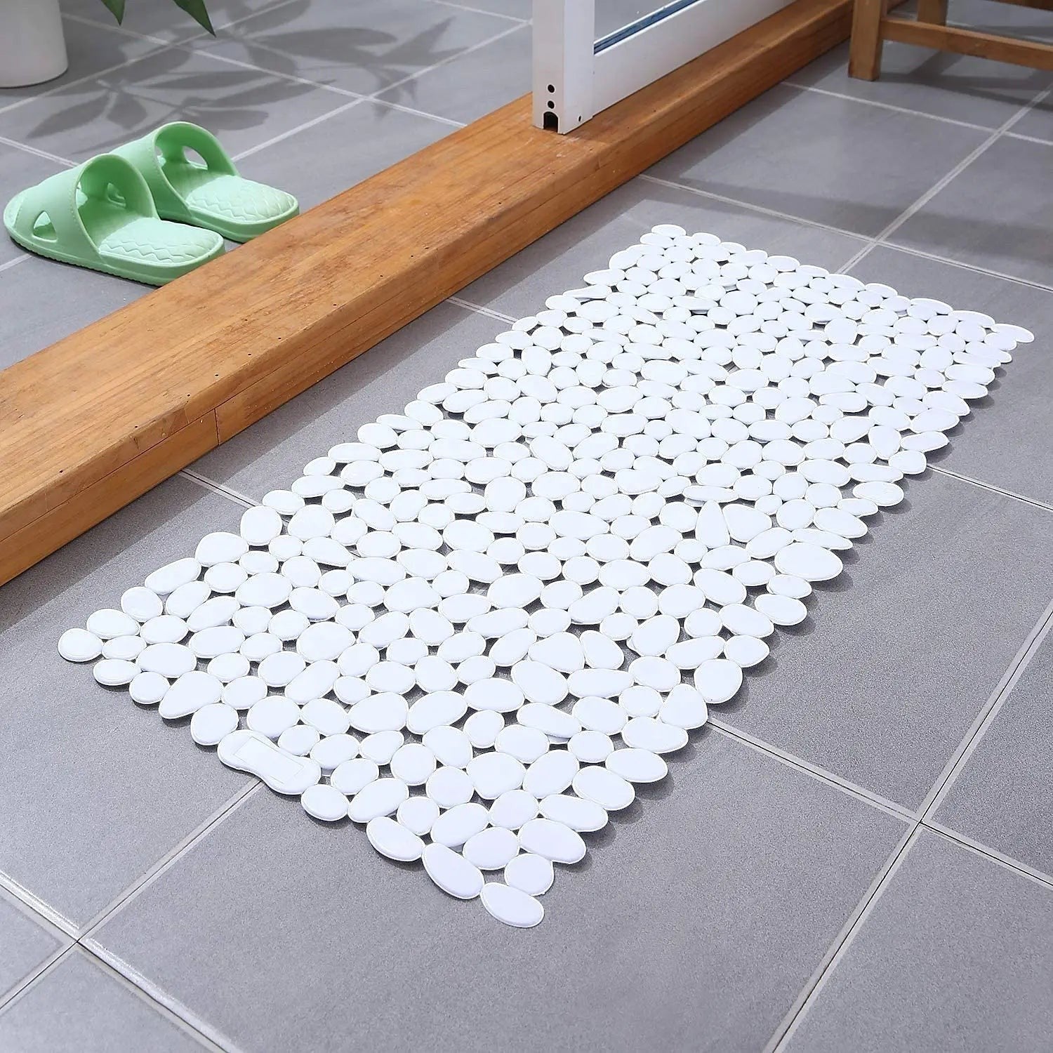 Clairly Mat | Stone Effect Shower Design