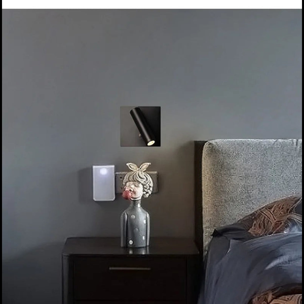 Clairly Wall Lamp | Modern Bedside Spotlight